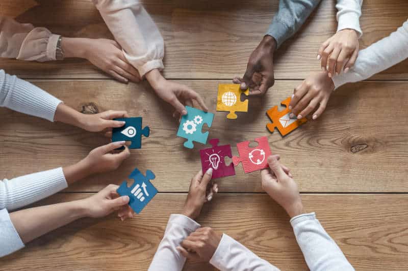 Diferentes trabajos de arquitectura empresarial encajan juntos Diferentes trabajos de arquitectura empresarial encajan juntos
